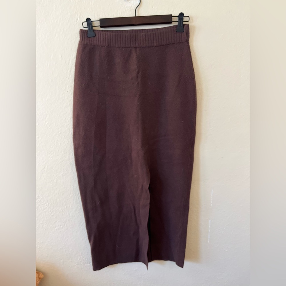 Brown Knit Skirt with Slit